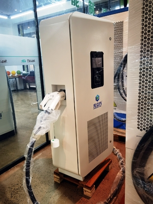 CCS1 240kW ডুয়াল-গান DC বৈদ্যুতিক যানবাহন চার্জিং স্টেশন